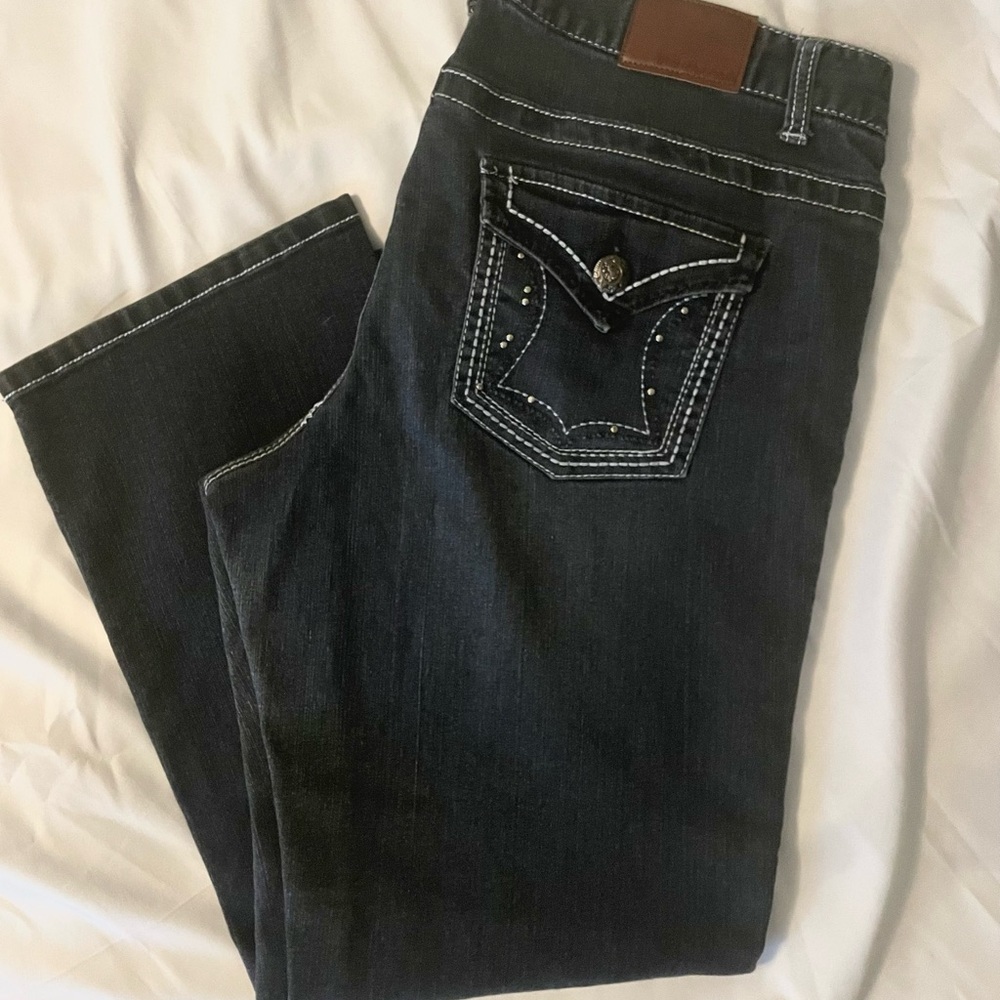 Maurice’s Denim Jeans | Flap back pockets, thick stitched design, size 14 R